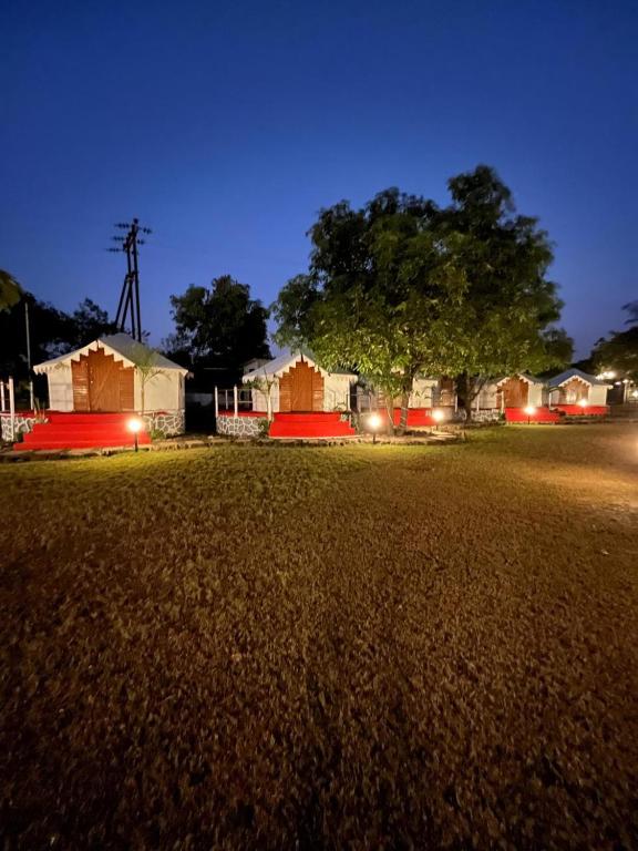Glamping tents at Riverbells Resort